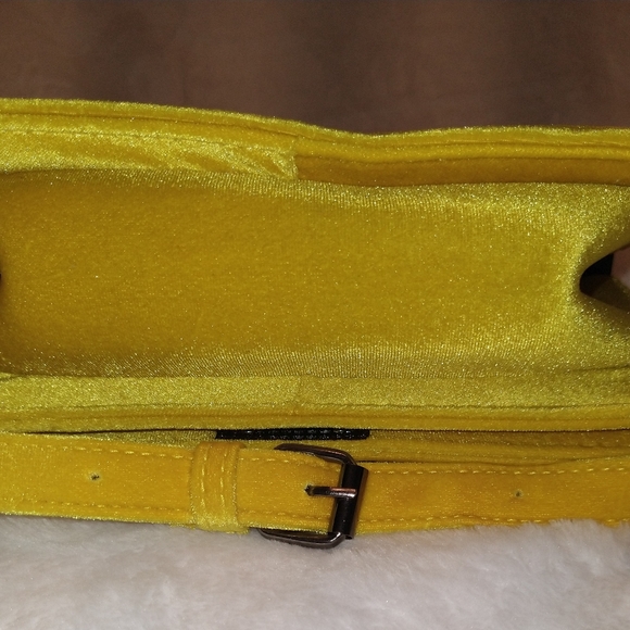 Yellow, Velvet, Quilted Chain Strapped Small Evening Bag - Picture 3 of 4